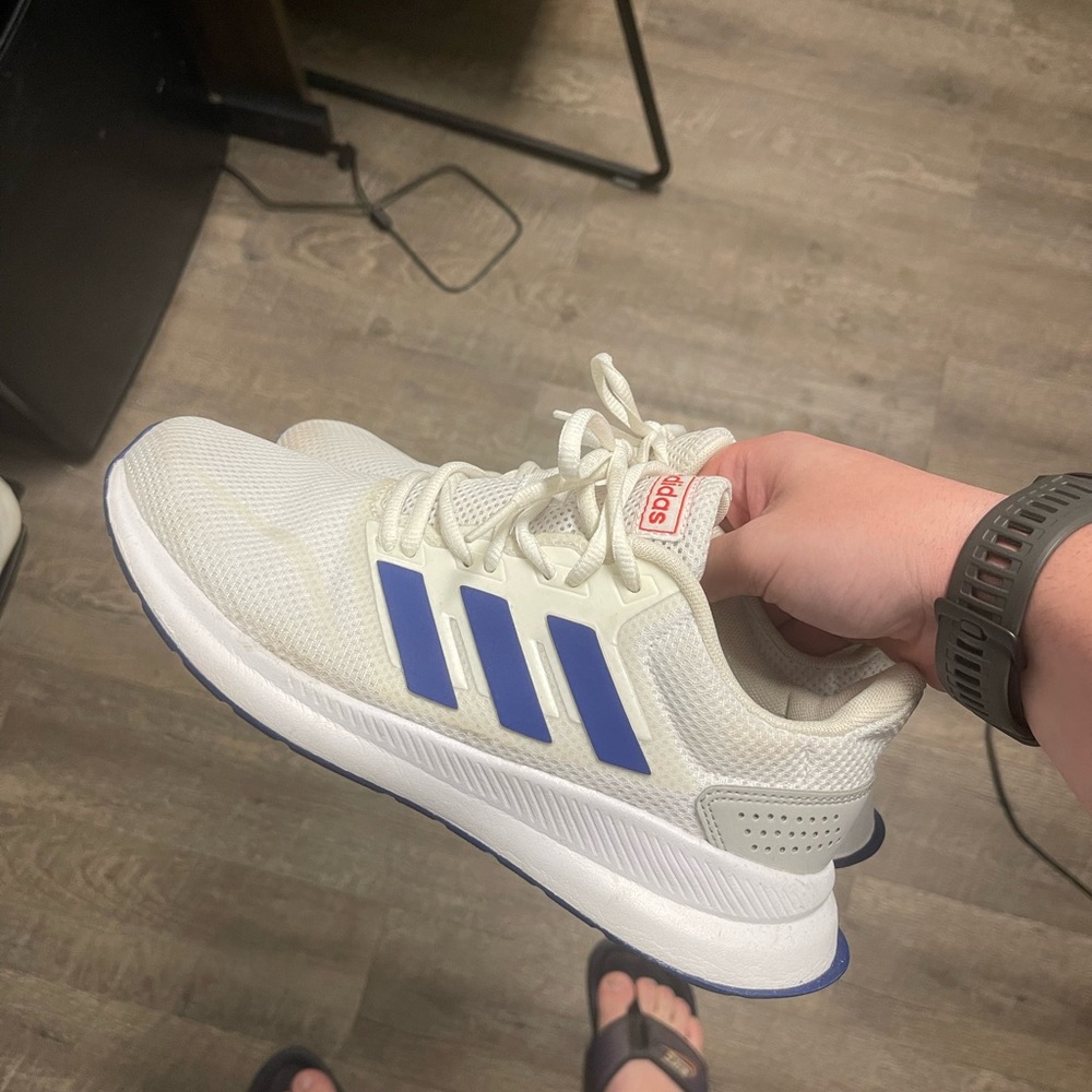 Adidas shoes size 7 men